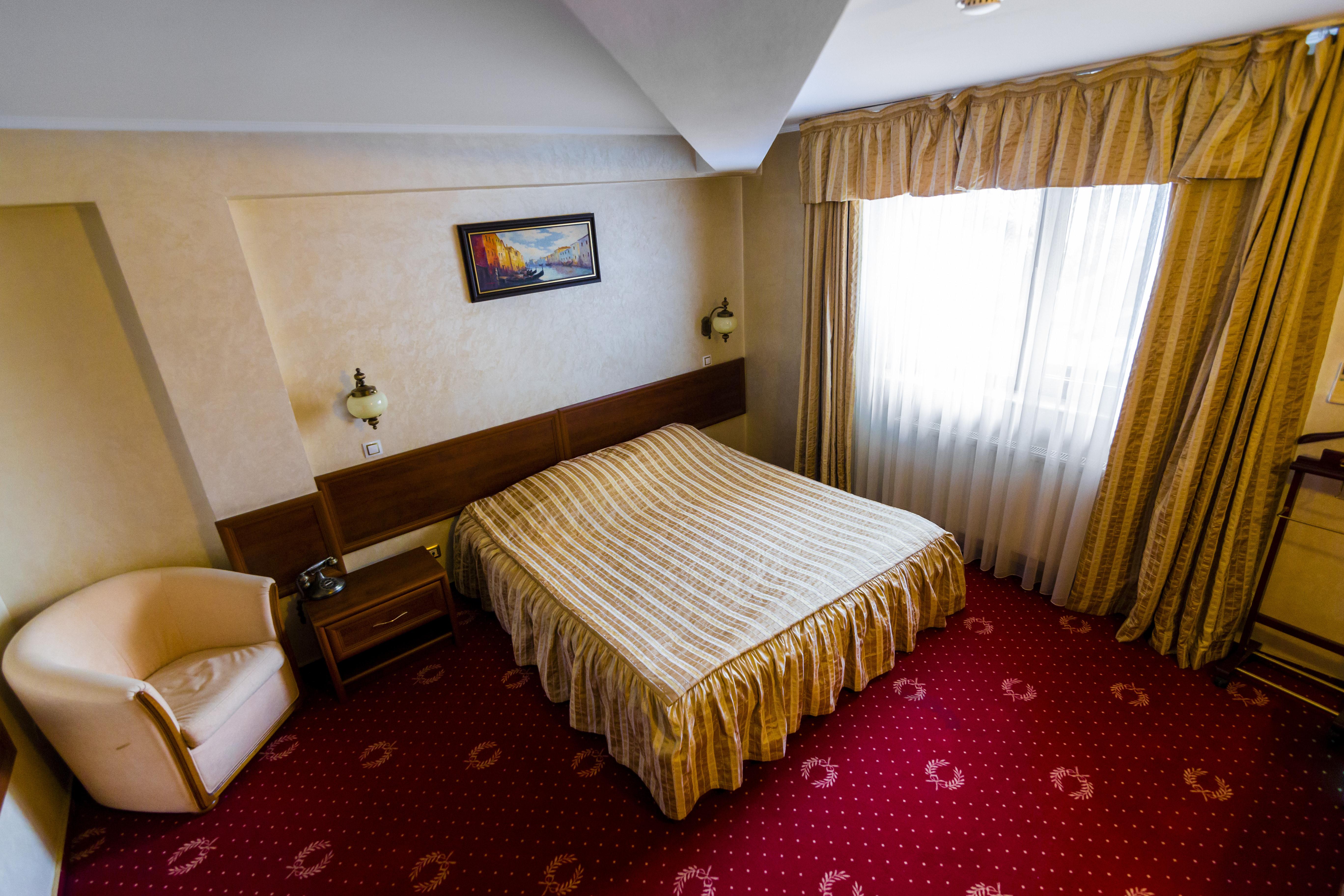 Hotel Golden House Craiova Kültér fotó