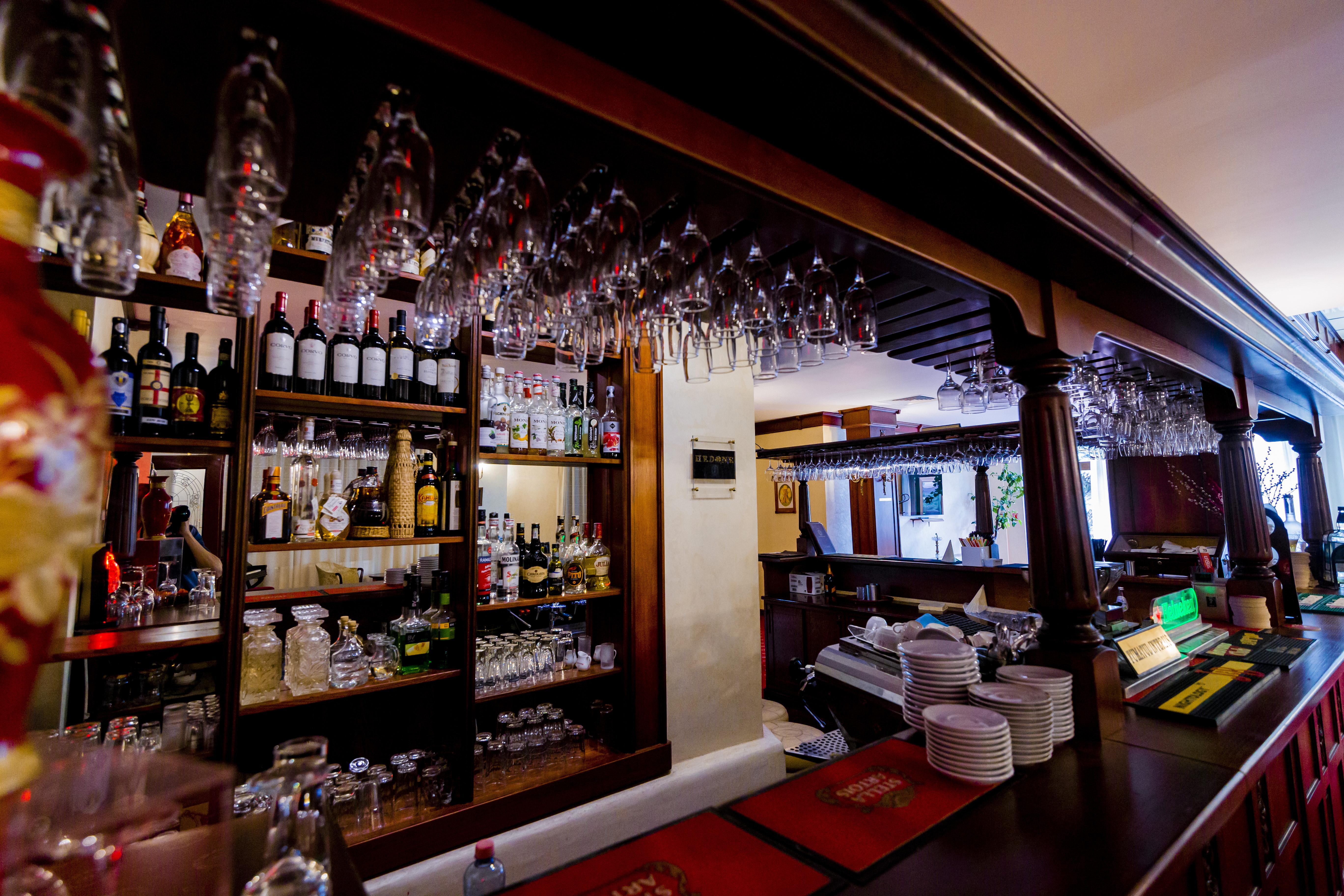 Hotel Golden House Craiova Kültér fotó