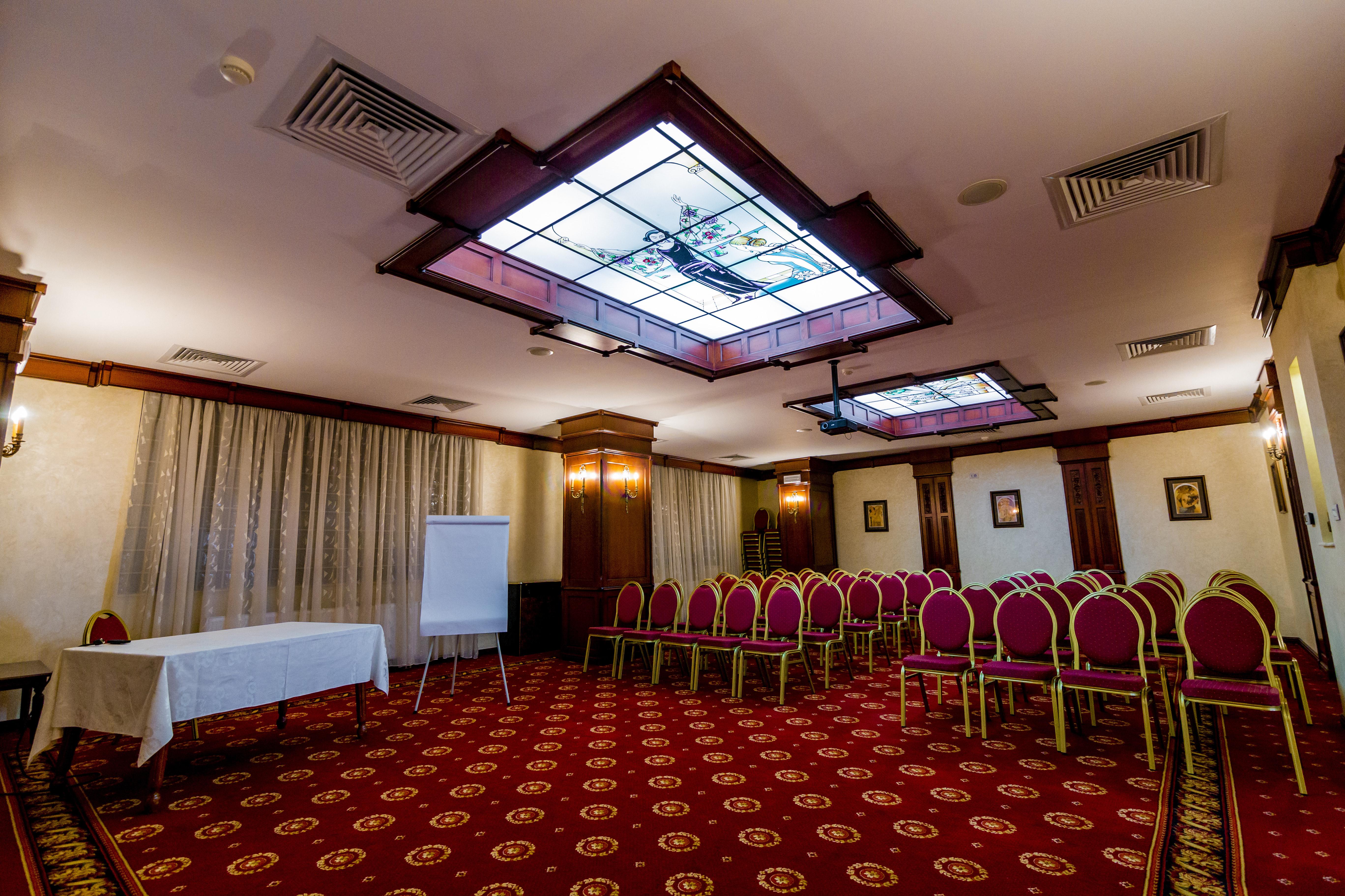 Hotel Golden House Craiova Kültér fotó