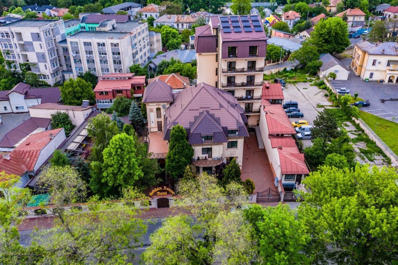 Hotel Golden House Craiova Kültér fotó